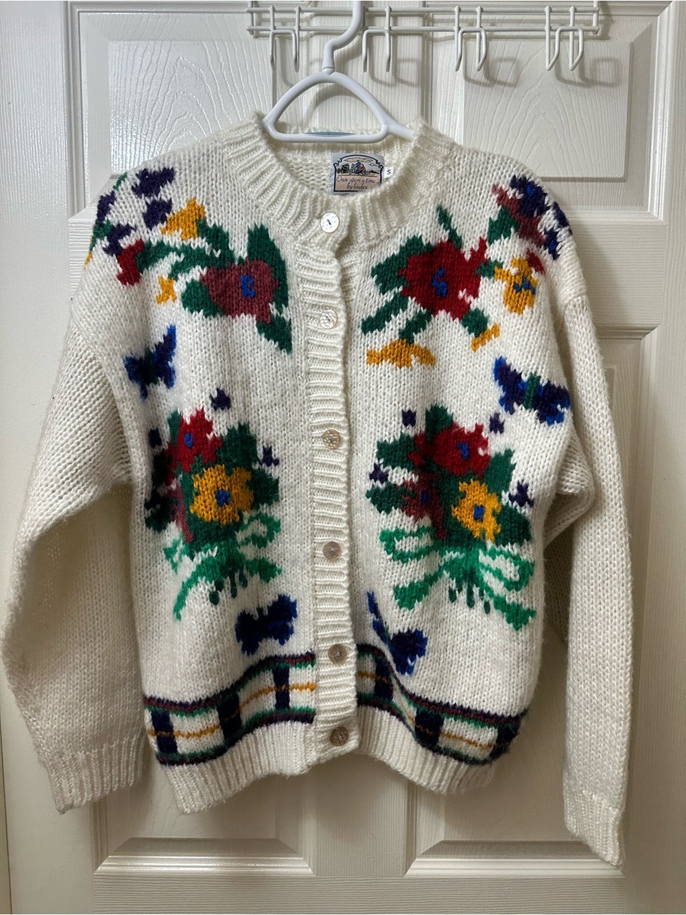 Vintage Womens Knit Cardigan/Sweater Size Small